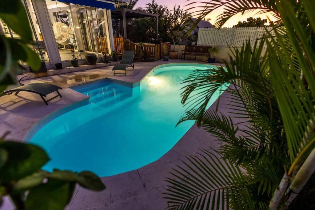 Villa Charm' Ile Saint-Gilles Les Bains Exterior photo
