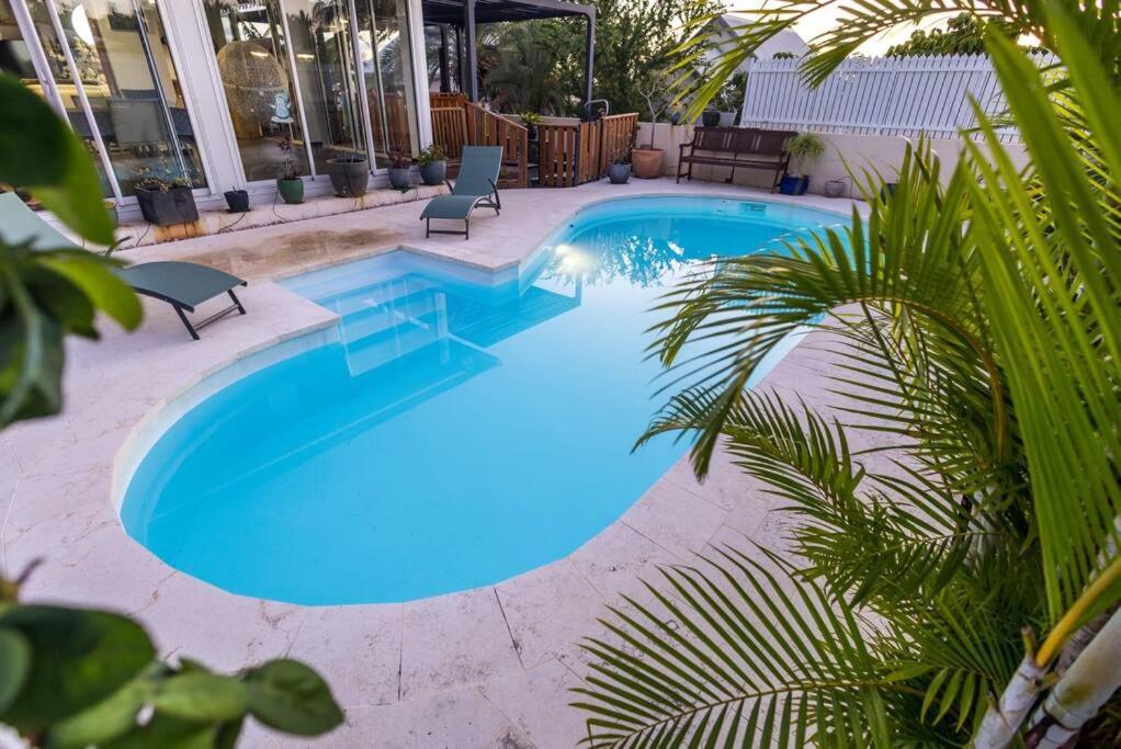 Villa Charm' Ile Saint-Gilles Les Bains Exterior photo